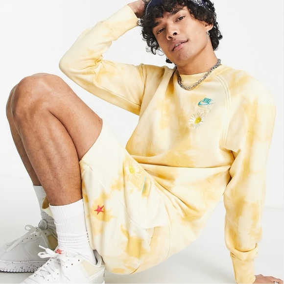 'Have a Nike Day' Embroidered French Terry Crewneck Cotton Washed Gold Sweater🌼 - Picture 7 of 7